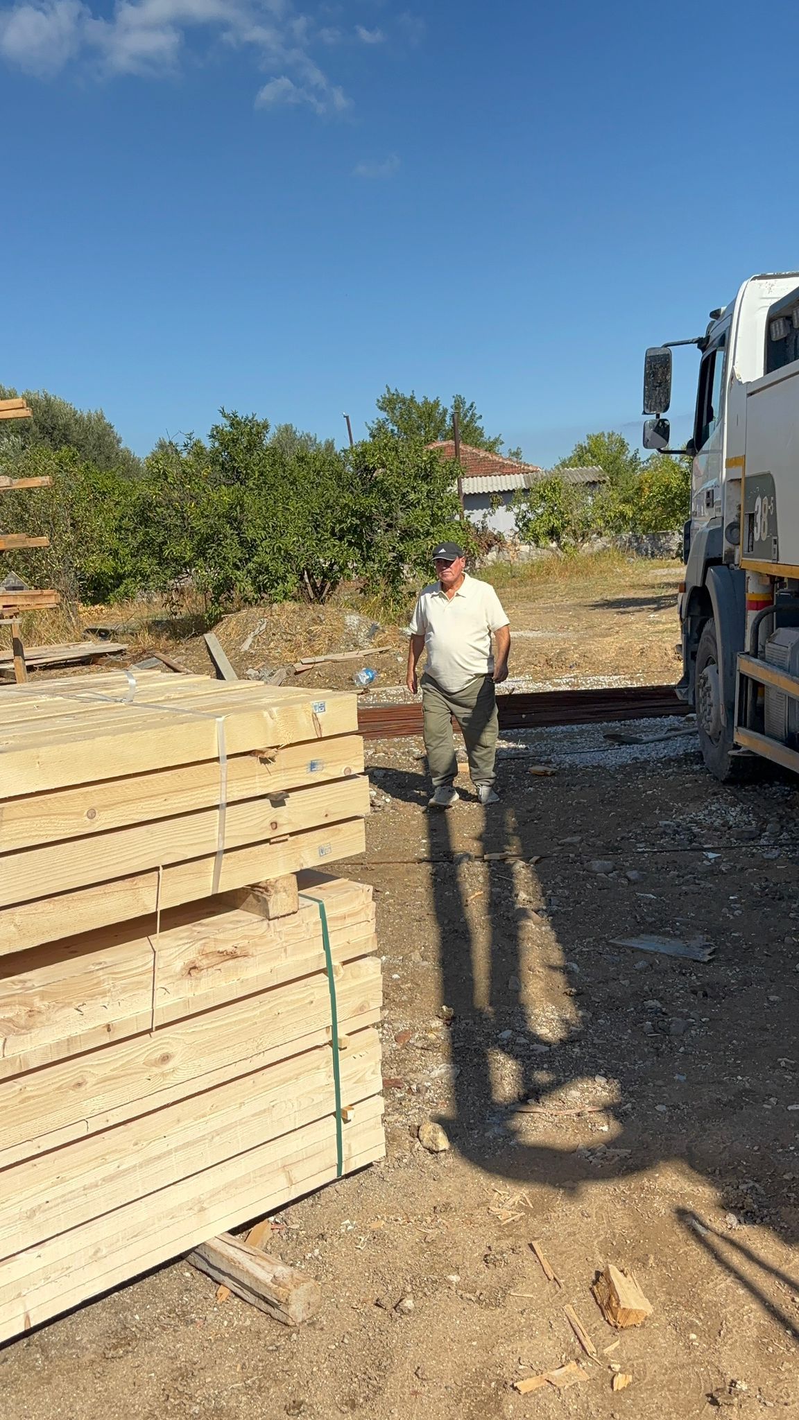 Urla betonarme ve kaba inşaat çalışması