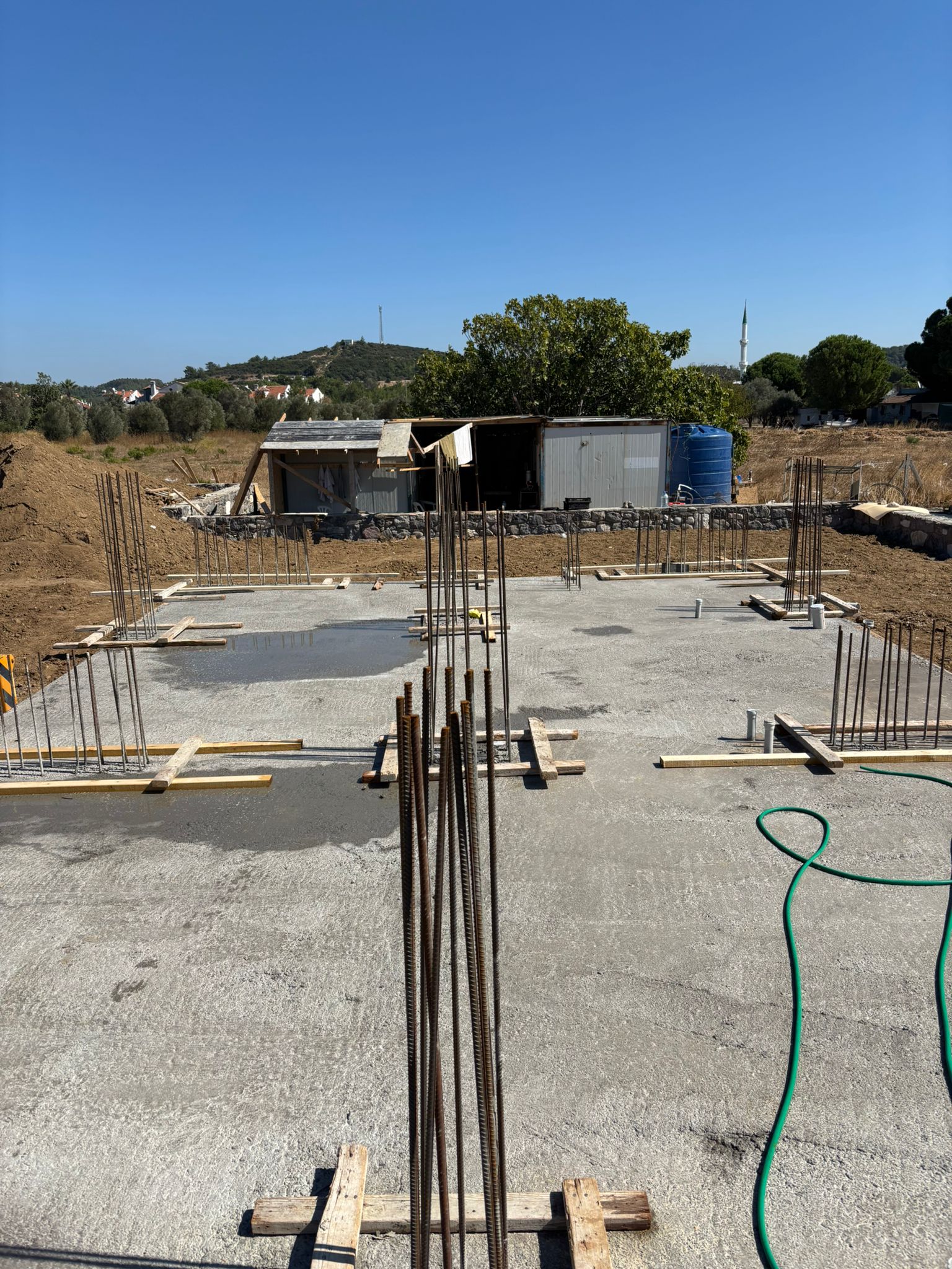 Urla temelden inşaat projesi fotoğraf 19 – temel, betonarme ve kaba inşaat