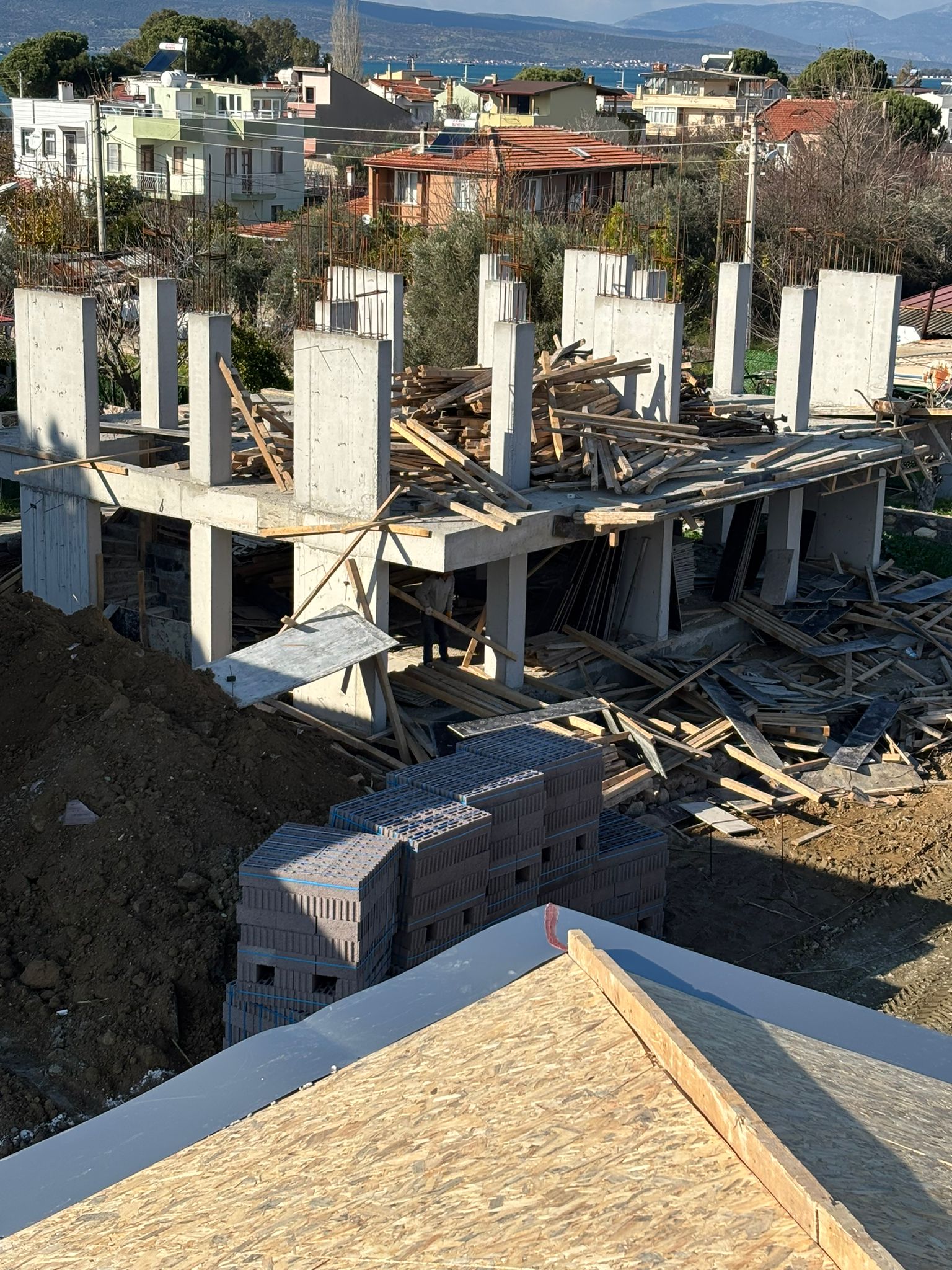 Urla temelden inşaat projesi fotoğraf 25 – temel, betonarme ve kaba inşaat