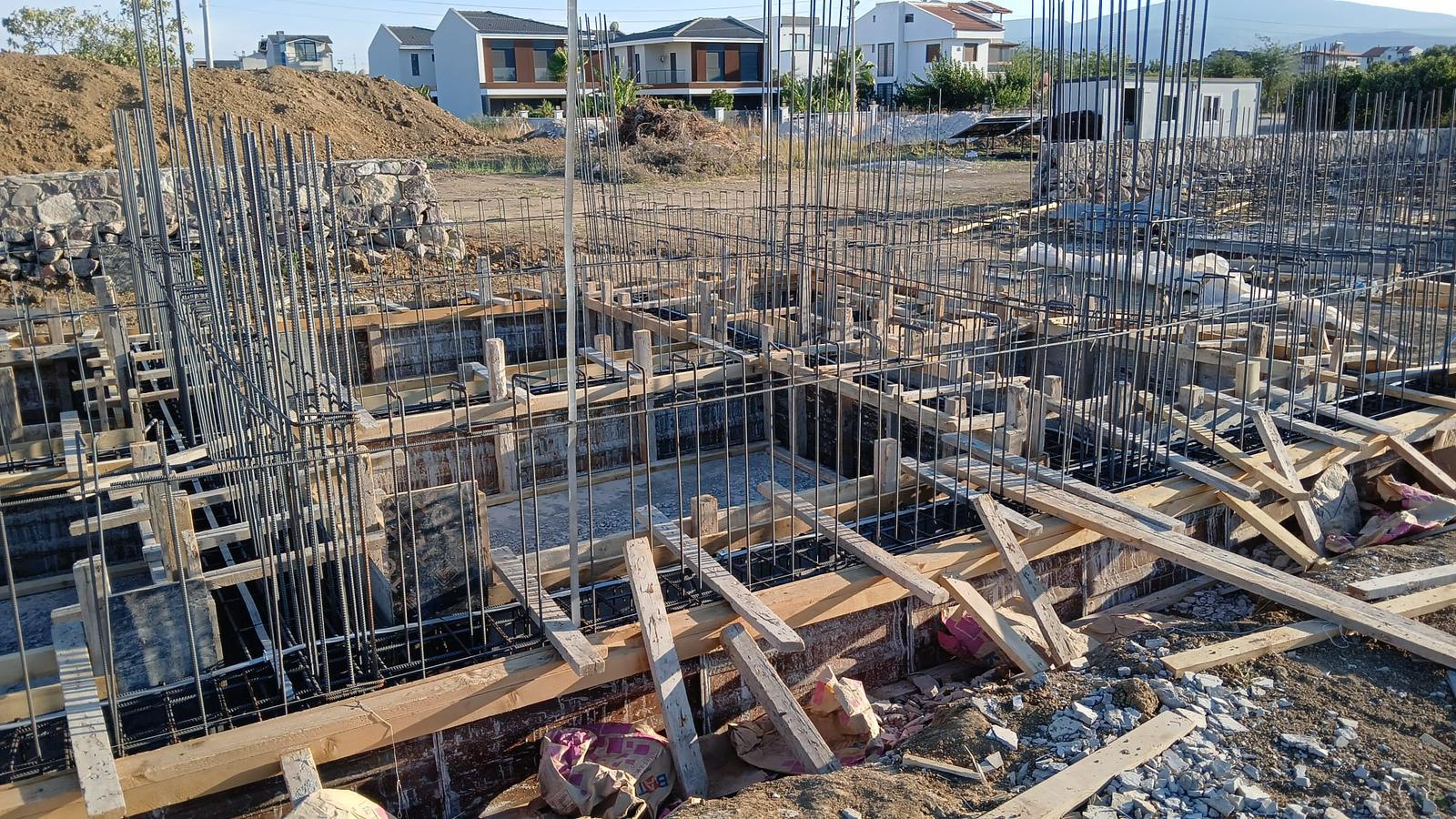 Urla temelden inşaat projesi fotoğraf 31 – temel, betonarme ve kaba inşaat